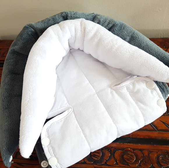 🏵 2 for $15 🏵 Jolly Jumper Carseat Insert